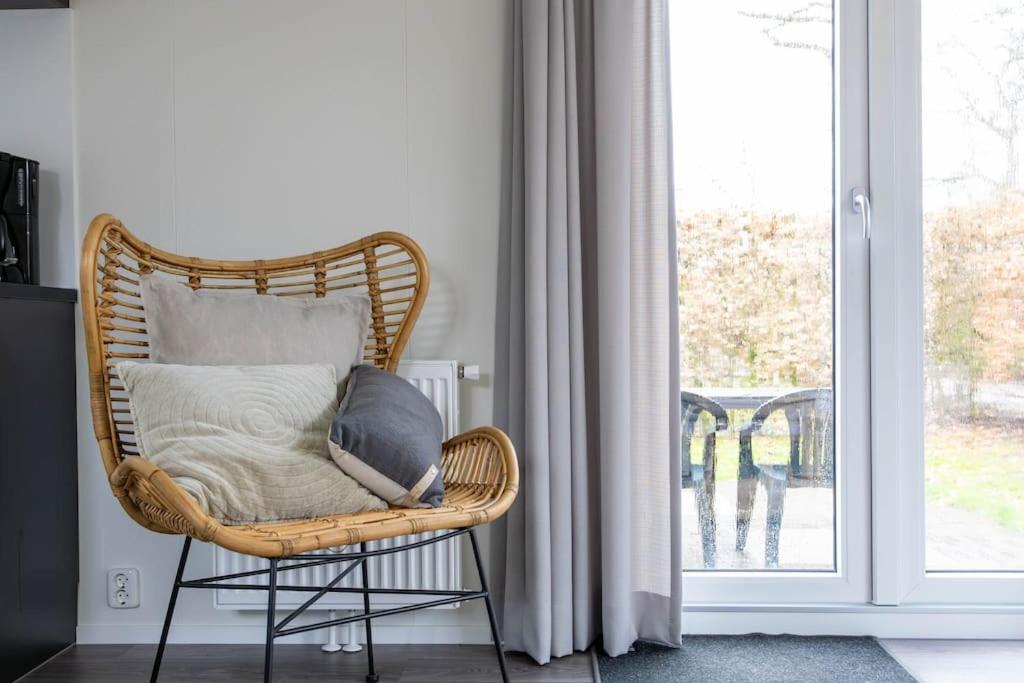 Gezellig Modern Chalet Midden Op De Veluwe Epe Εξωτερικό φωτογραφία