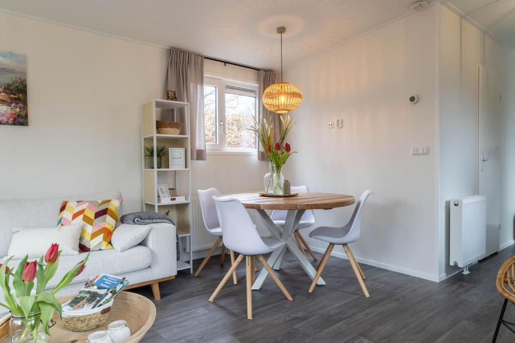 Gezellig Modern Chalet Midden Op De Veluwe Epe Εξωτερικό φωτογραφία